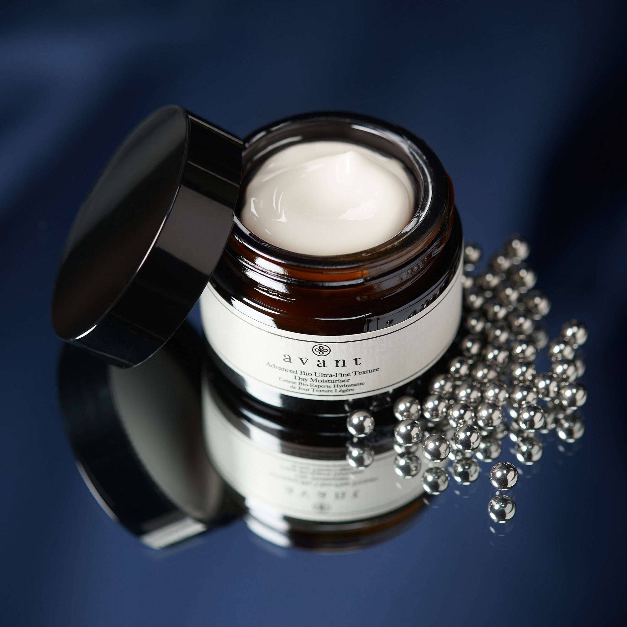 avant-moisturisers-advanced-bio-tagespflege-hyaluron-original image 2