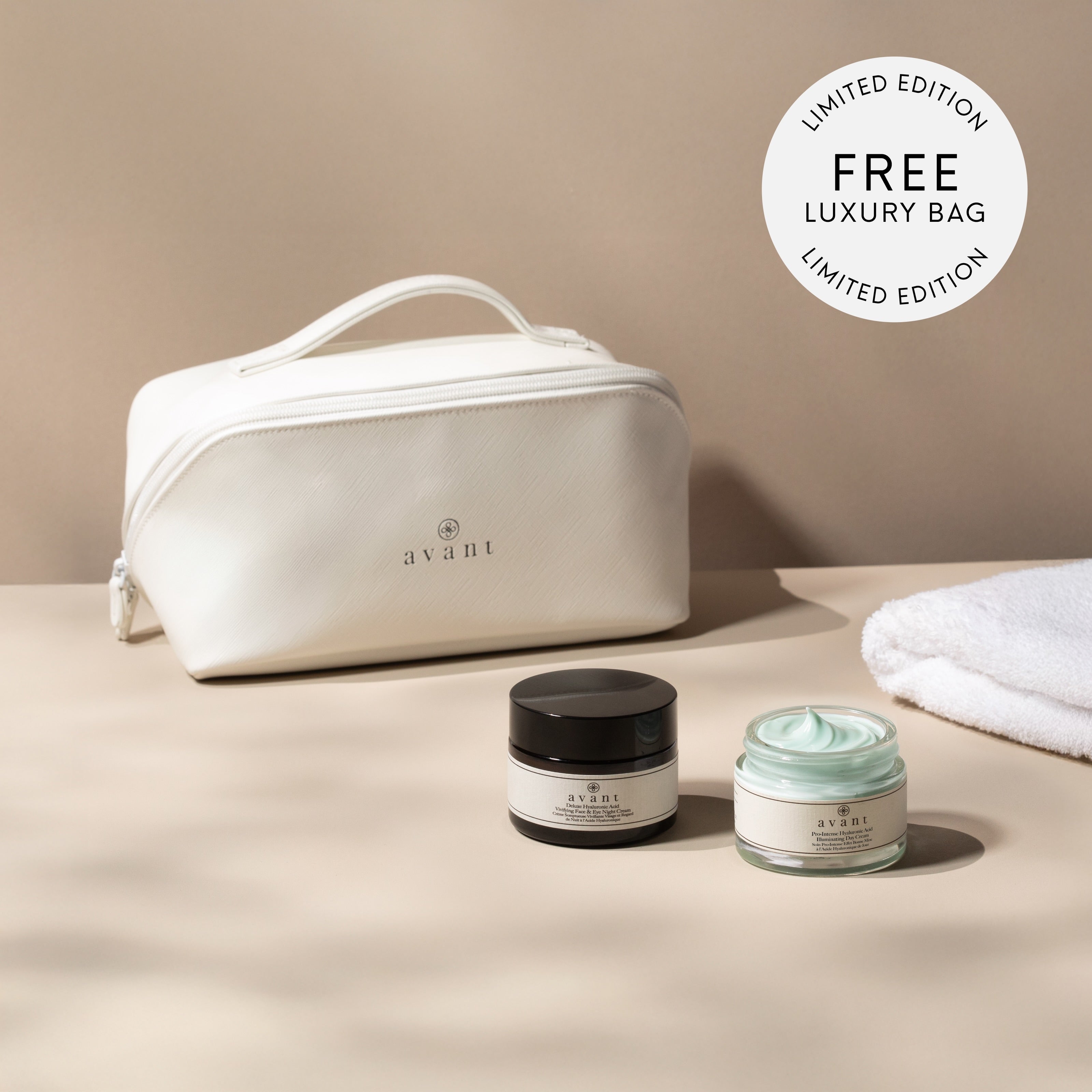 avant-ultimate-hydration-day-night-duo-pflegeset-tasche image 2